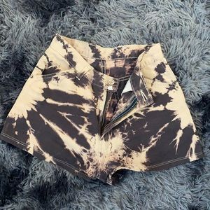 U&V tie dye shorts